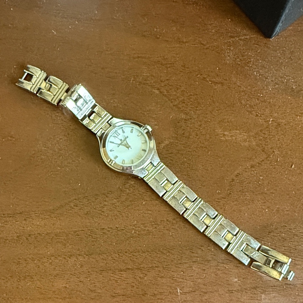 Silver Tone Wristwatch